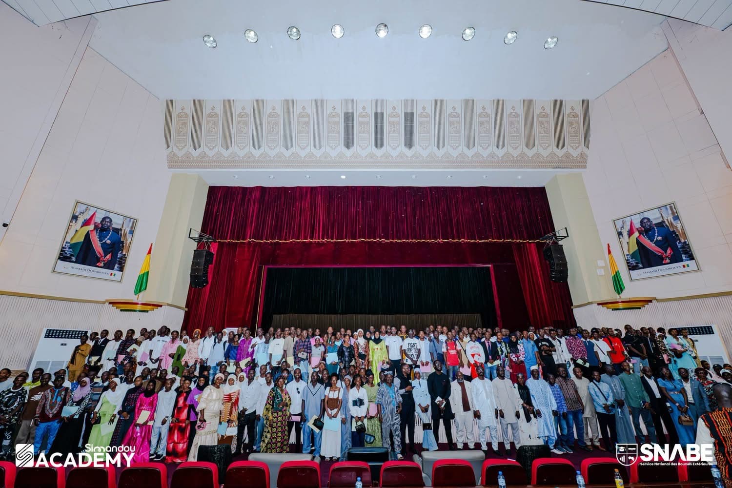 CELEBRATION DU PATRIOTISME ET DE L'EXCELLENCE : LE SNABE CELEBRE L'ENGAGEMENT SOLENNEL DES BOURSIERS POUR LE MAROC ET CUBA
