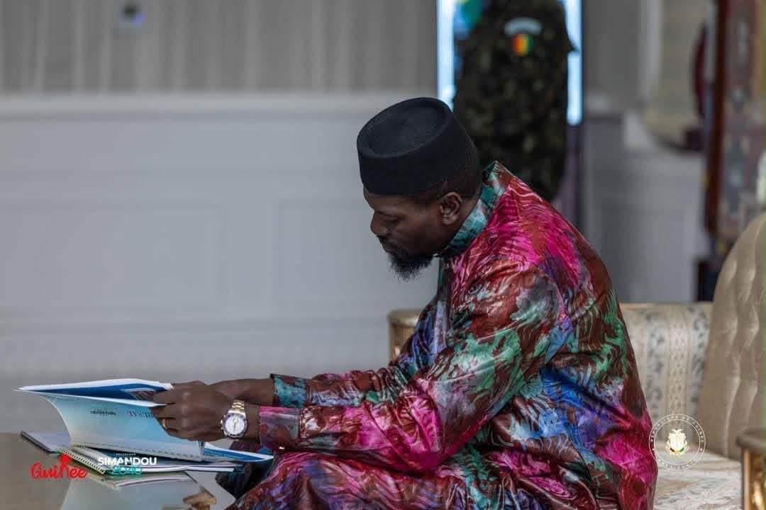 Simandou 2040 : le Chef de l'Etat, S.E Mamadi DOUMBOUYA, reçoit une délégation de RUSAL conduite par l'Ambassadeur de la Fédération de Russie en Guinée