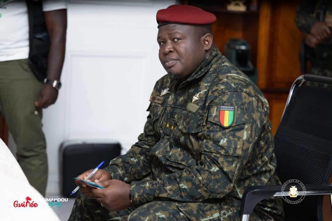 Vivre-ensemble en Guinée : le Président Mamadi DOUMBOUYA échange avec Elhadj Alsény BARRY sur la consolidation de la paix sociale