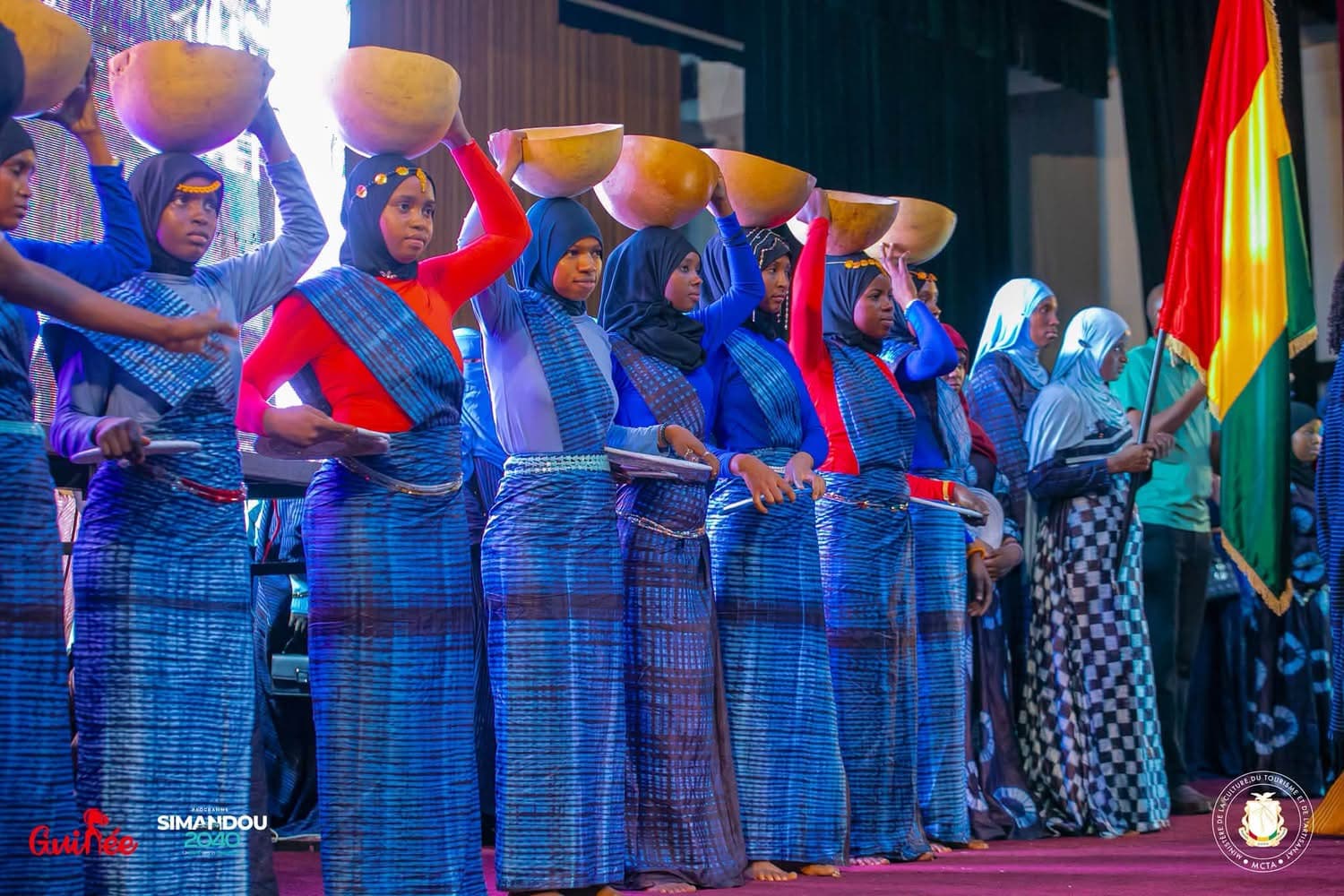 Artisanat : 900 jeunes filles diplômées en couture par le Centre « Fatoumata Binta Bah Poétesse »
